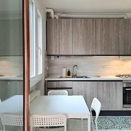 Lion House * Riccione