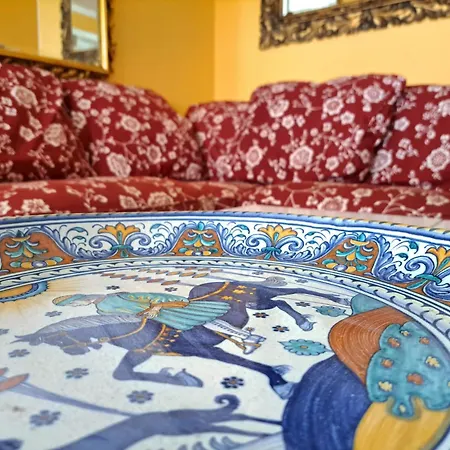 아파트 Lion House